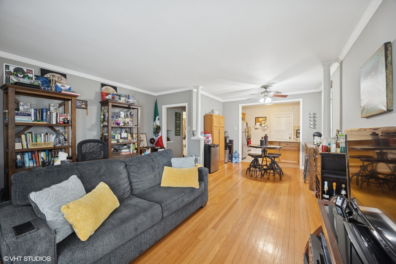100 Pine Avenue, Unit 3 Riverside, IL 60546 - Photo 10 of 14 a living room with furniture and a wooden floor