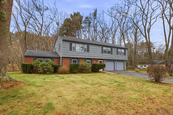 $699,900 | 6 Alden Avenue, North Hampton, NH 03862