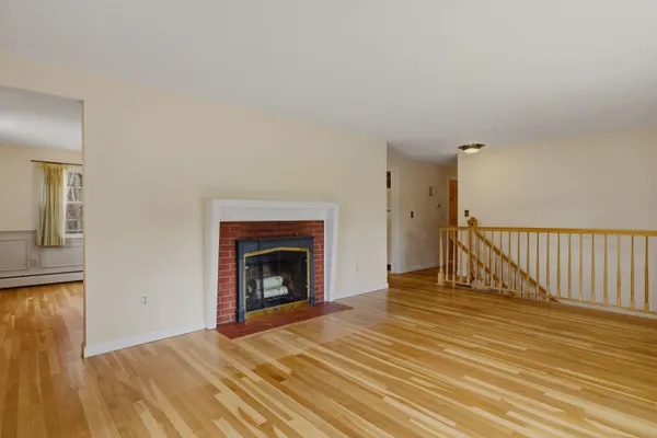 $699,900 | 6 Alden Avenue, North Hampton, NH 03862