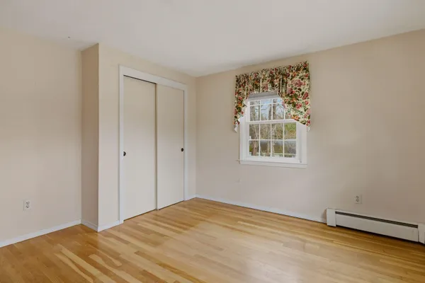 $699,900 | 6 Alden Avenue, North Hampton, NH 03862