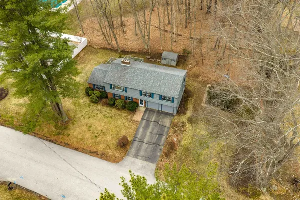 $699,900 | 6 Alden Avenue, North Hampton, NH 03862
