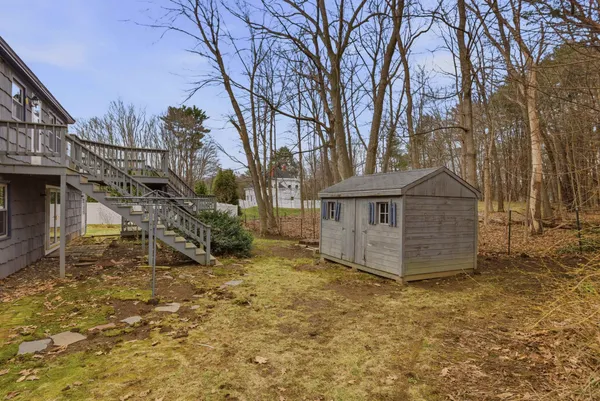 $699,900 | 6 Alden Avenue, North Hampton, NH 03862