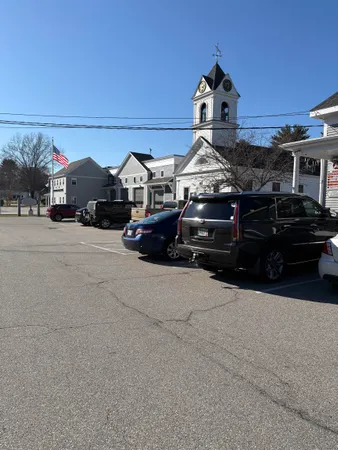 $699,900 | 6 Alden Avenue, North Hampton, NH 03862