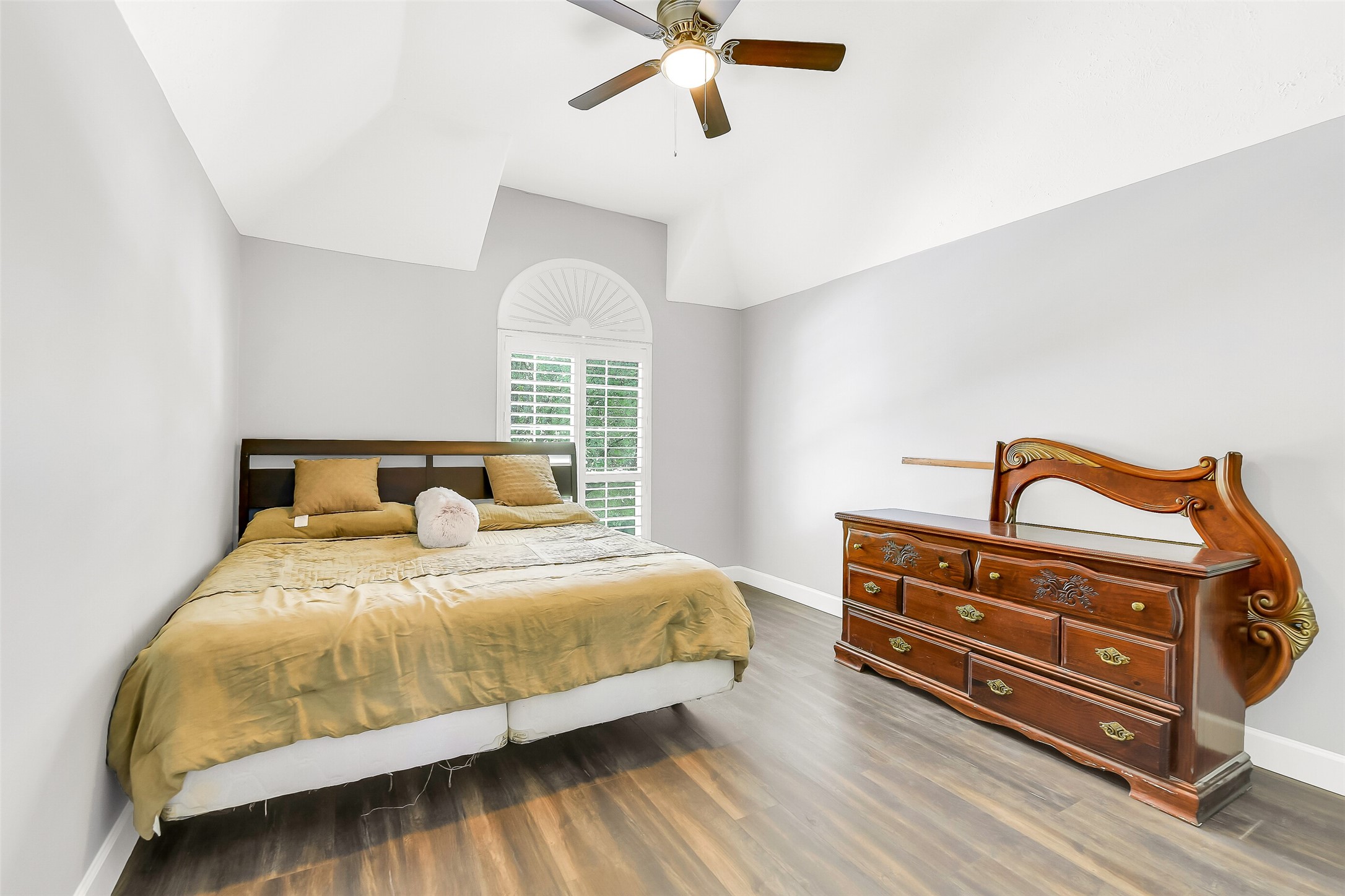 18414 Bull Pine Drive Spring, TX 77379 - Photo 24 of 43 a bedroom with a bed and window