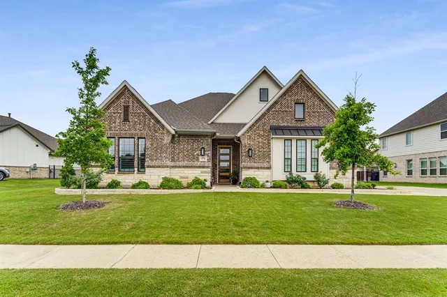 $850,000 | 175 Stirling Drive, Argyle, TX 76226