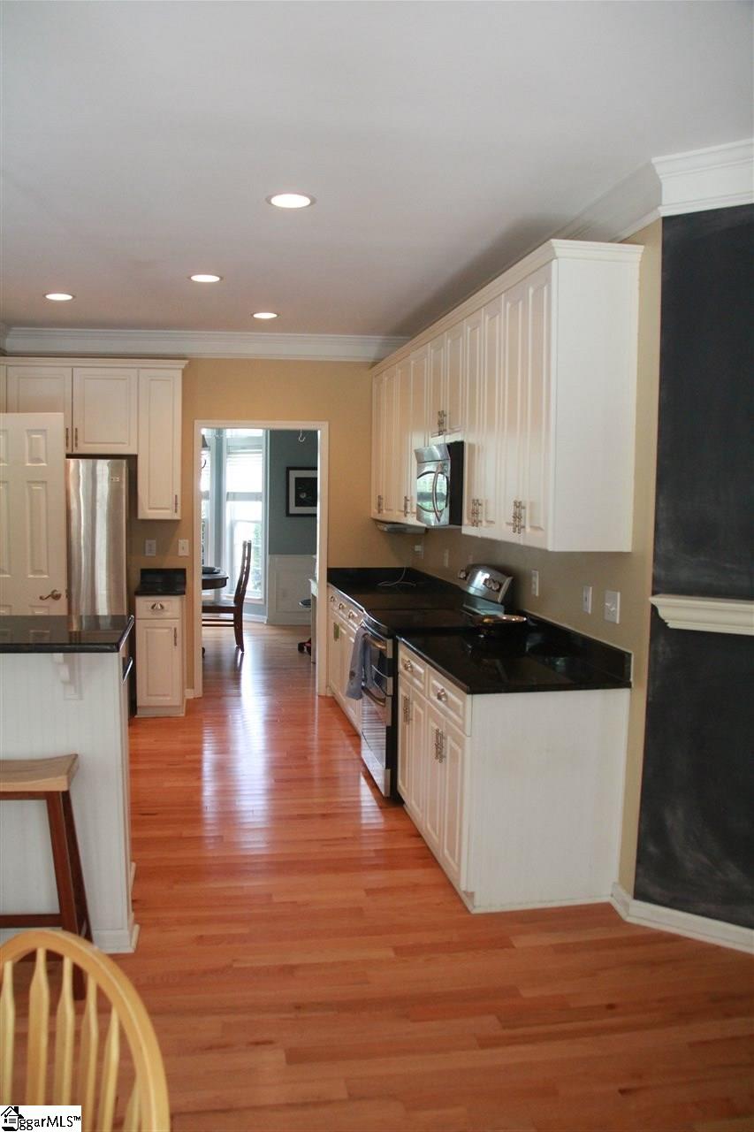 228 Roper Meadow Drive Simpsonville, SC 29681 - Photo 8 of 31 Gallery Image 8