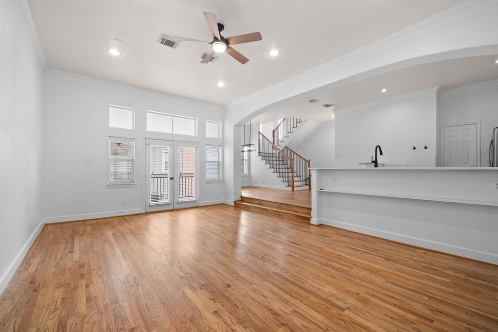 1128 West 26th Street Houston, TX 77008 - Photo 22 of 48 Another view of the living room