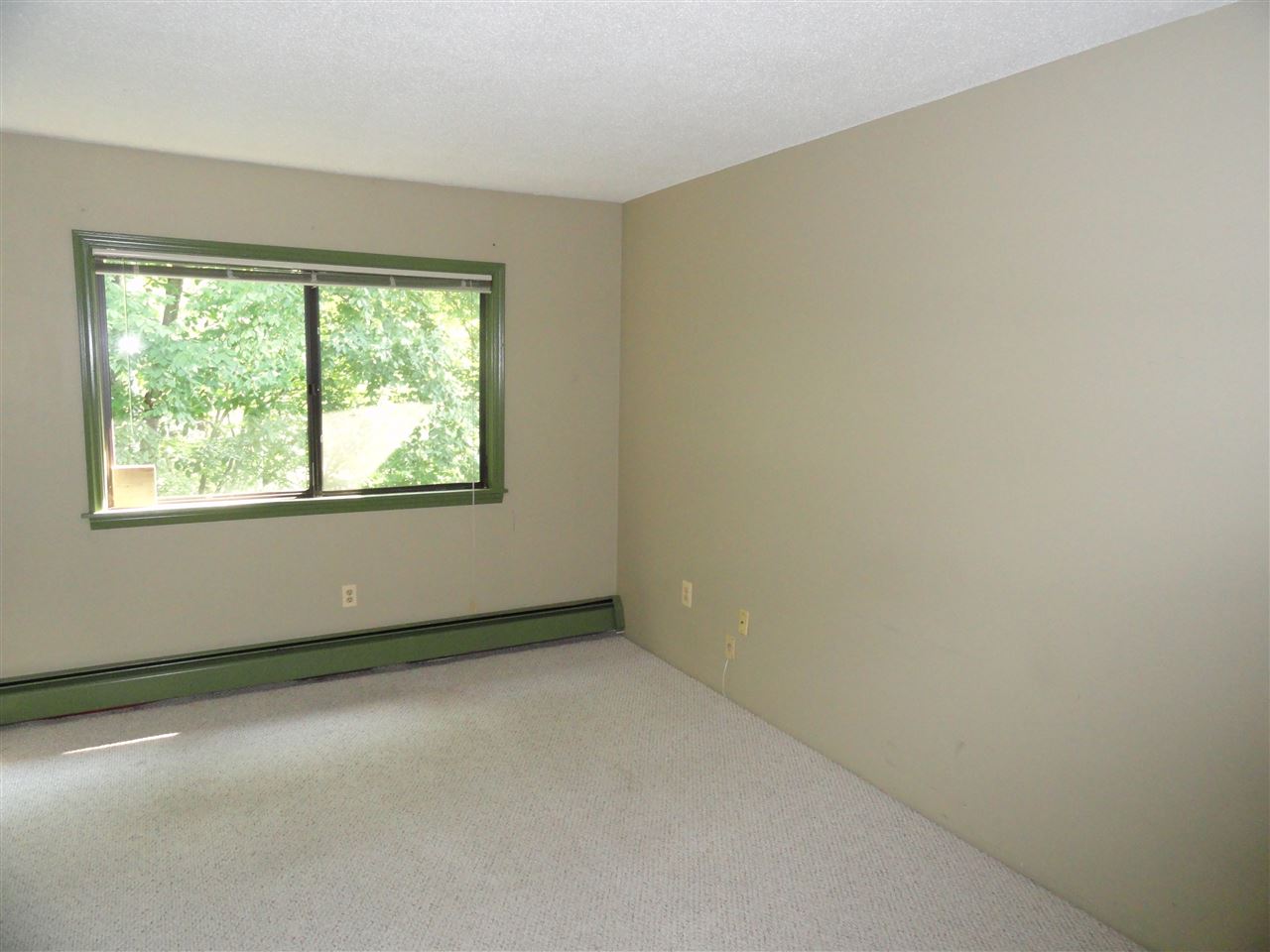 4 Strawberry Bank Road, Unit 21 Nashua, NH 03062 - Photo 9 of 25 Gallery Image 9