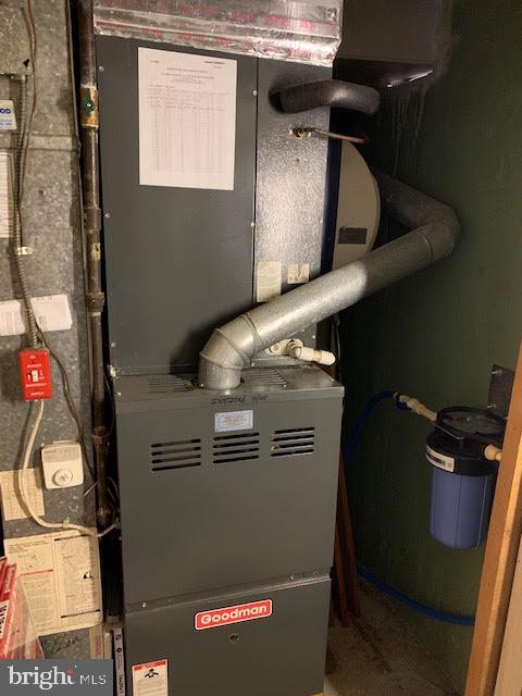 534 Overlook Road Philadelphia, PA 19128 - Photo 22 of 25 Clean Well Maintained Mechanics
