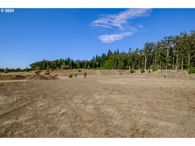 a view of an ocean beach