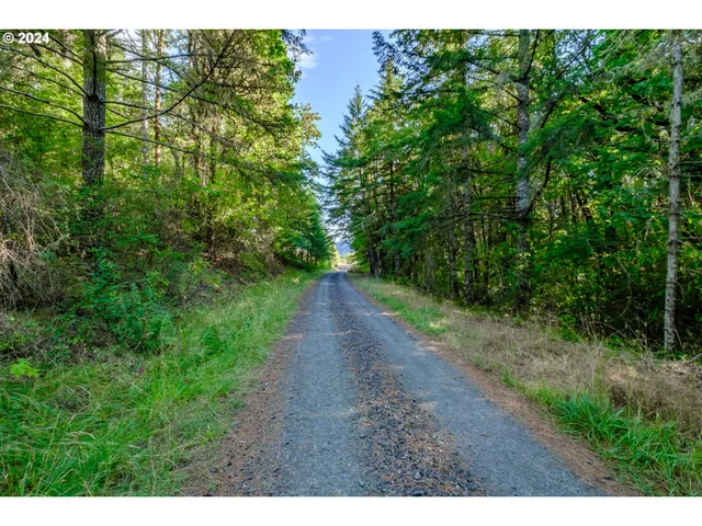 $3,500,000 | 609 Coastal View Drive, Philomath, OR 97370