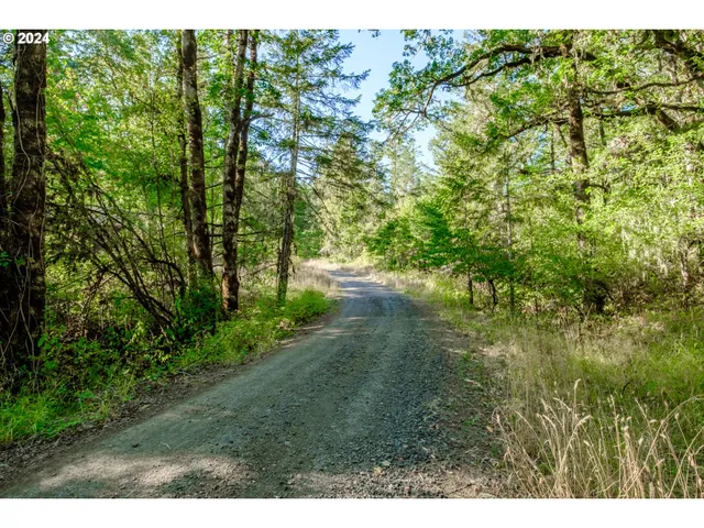 $3,500,000 | 609 Coastal View Drive, Philomath, OR 97370