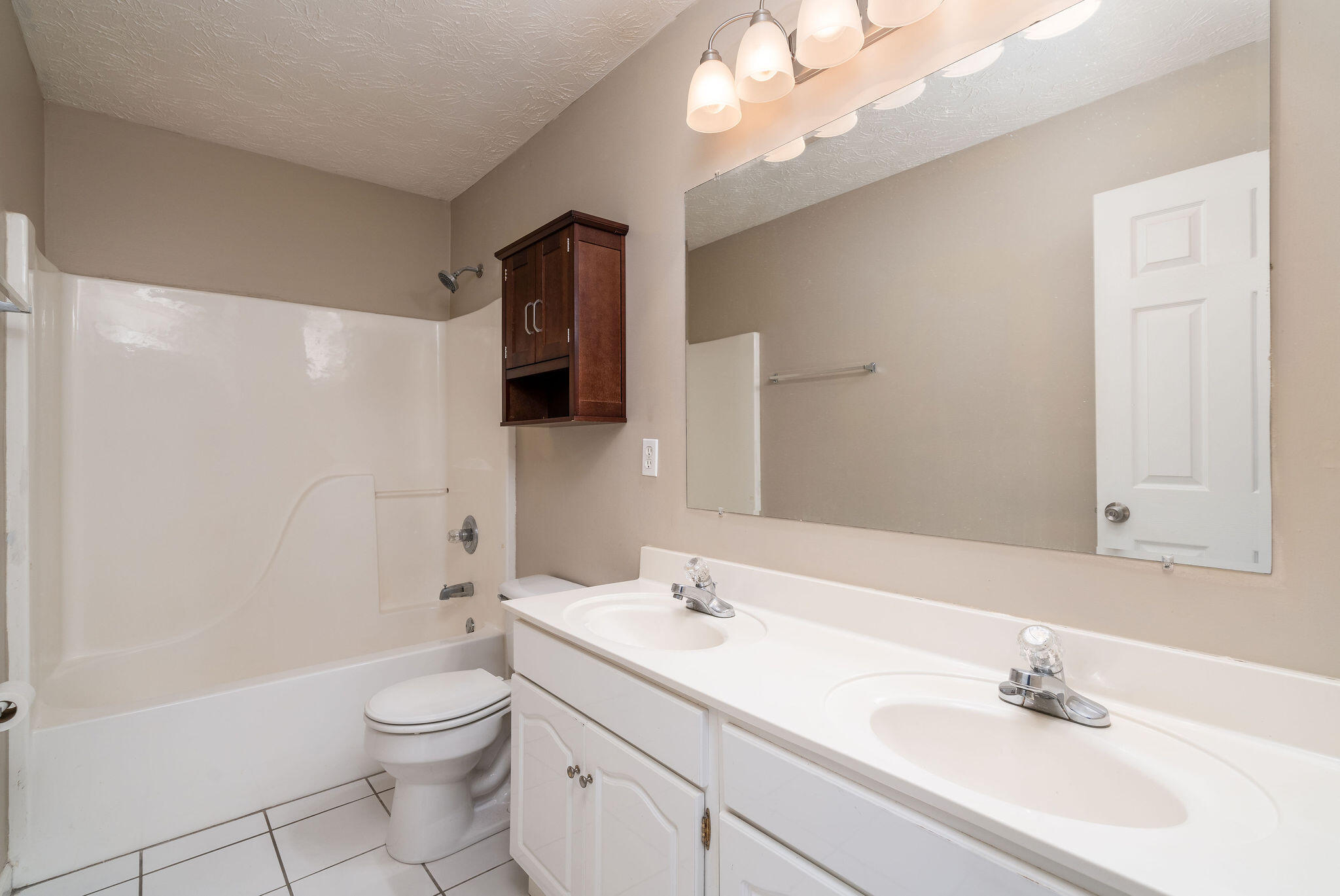 807 Swadley Road, Unit 4 Johnson City, TN 37601 - Photo 22 of 27 DSC01052-Edit