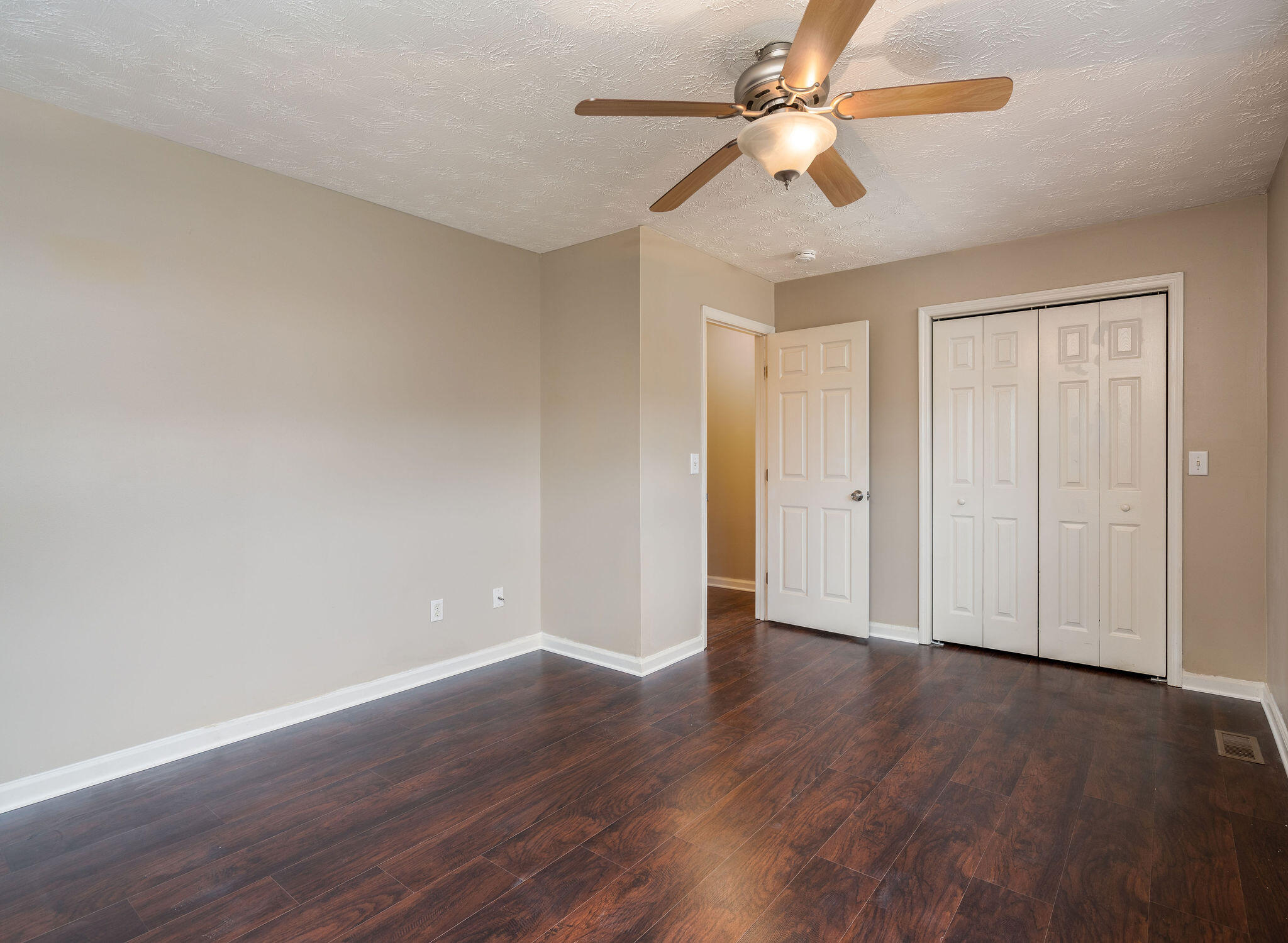 807 Swadley Road, Unit 4 Johnson City, TN 37601 - Photo 27 of 27 DSC01070-Edit