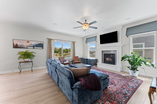 4693 Silver Ridge Road Eagle Mountain, UT 84005 - Photo 12 of 43