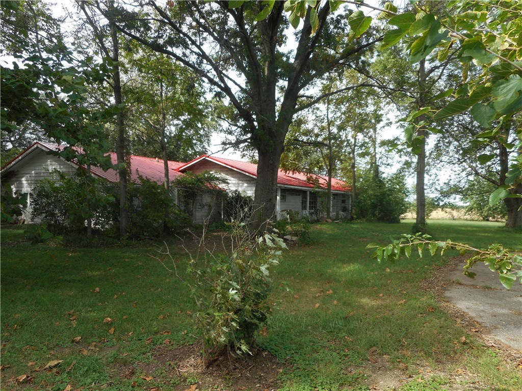998 North 850 Road Perrysville, IN 47974 - Photo 3 of 8