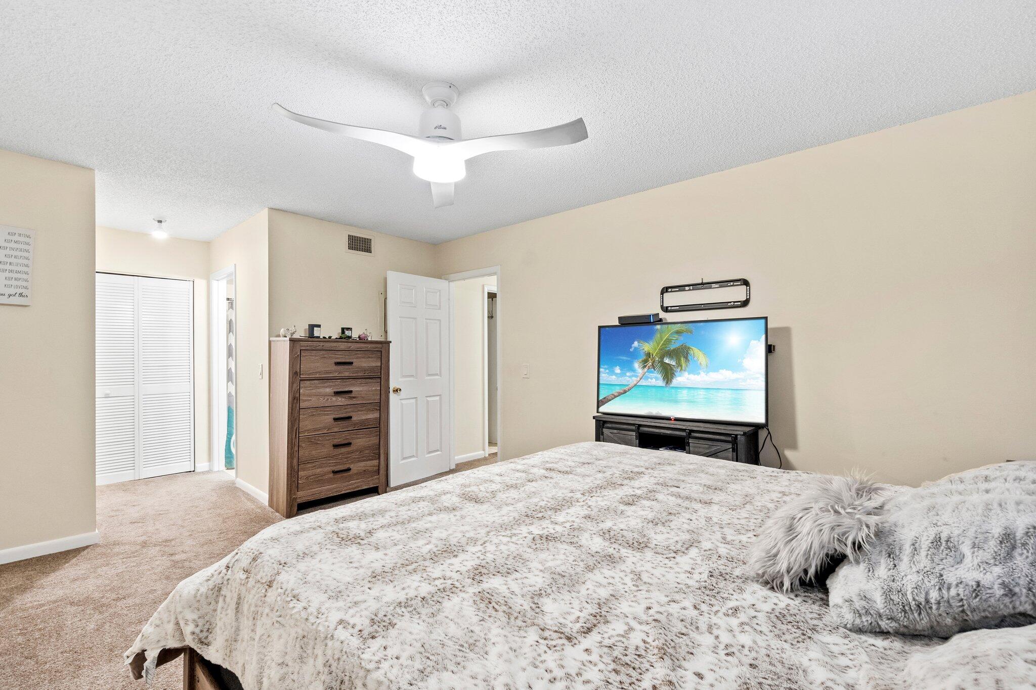 800 Northwest Fork Road, Unit 99 Stuart, FL 34994 - Photo 16 of 27 16-web-or-mls-DSC06217
