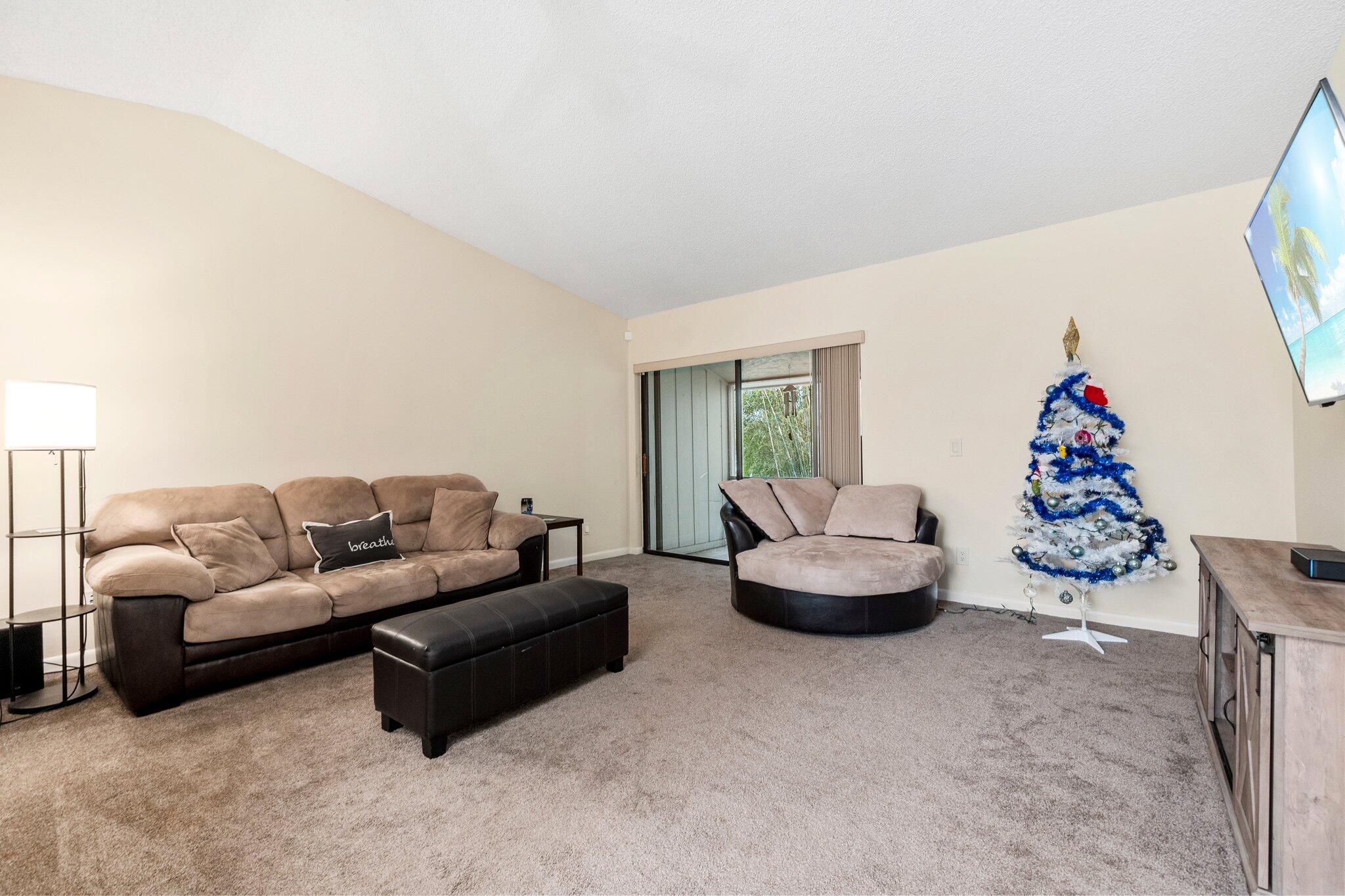 800 Northwest Fork Road, Unit 99 Stuart, FL 34994 - Photo 9 of 27 9-web-or-mls-DSC06125