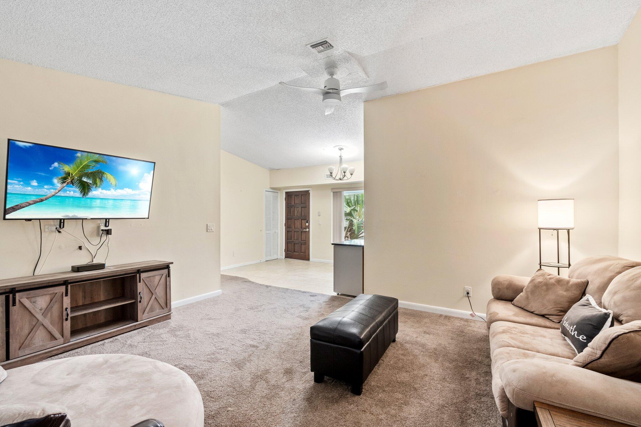 800 Northwest Fork Road, Unit 99 Stuart, FL 34994 - Photo 10 of 27 10-web-or-mls-DSC06133