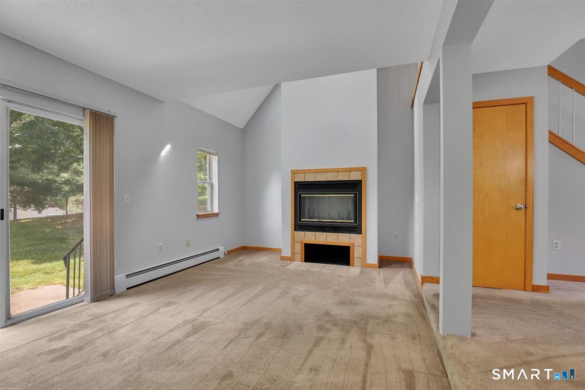 75 Wilson Lane, Unit 2 Vernon, CT 06066 - Photo 4 of 37