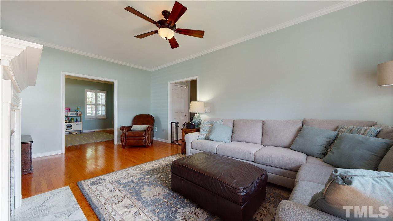 313 Bickett Boulevard Raleigh, NC 27608 - Photo 6 of 29
