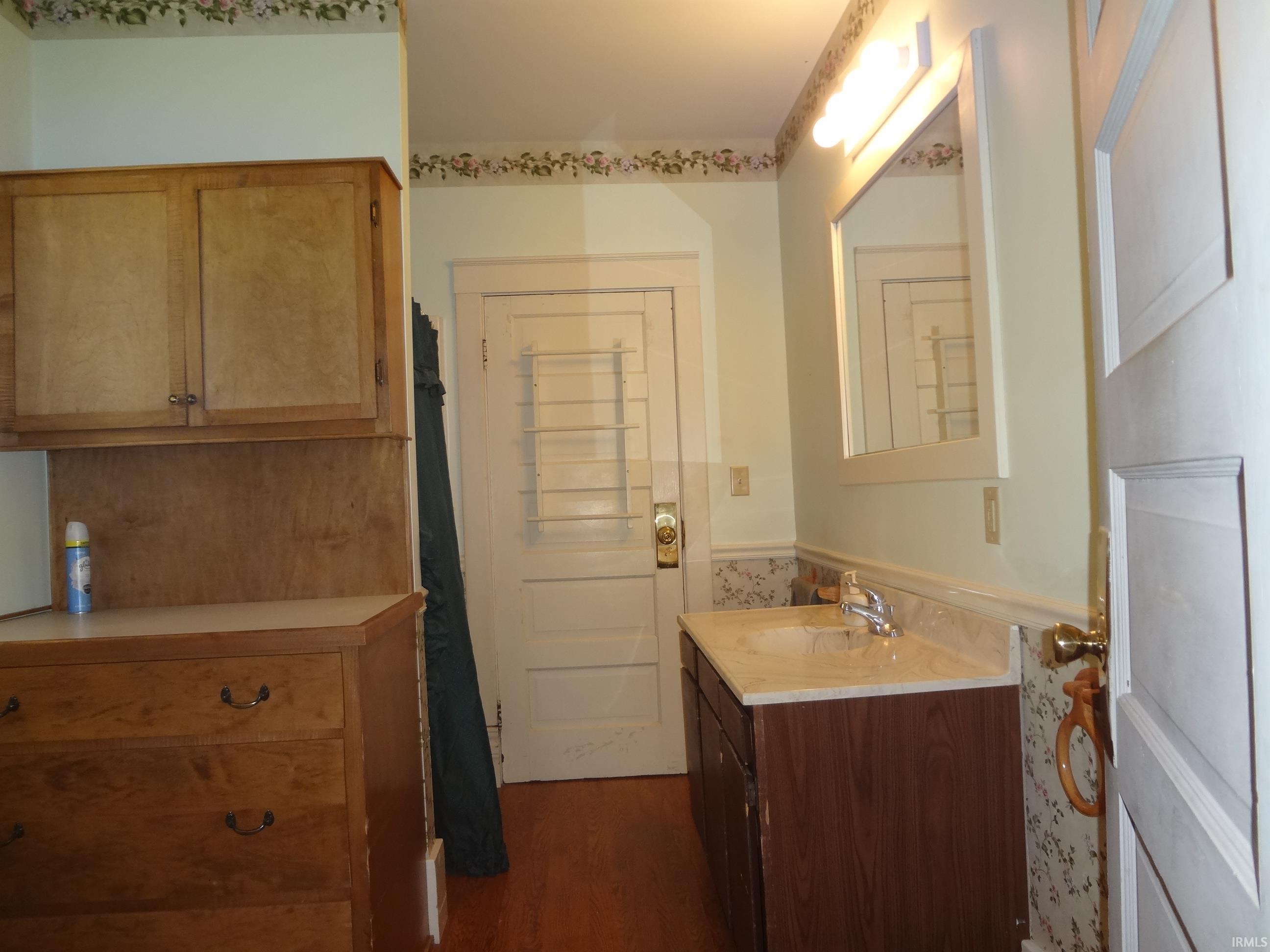 307 Main Street Rochester, IN 46975 - Photo 11 of 19 Gallery Image 11