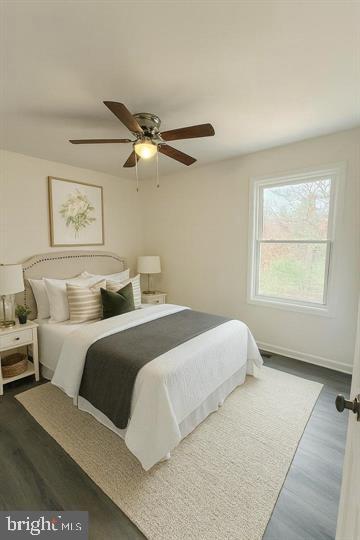 471 Summit Point Drive Front Royal, VA 22630 - Photo 17 of 42 Second bedroom