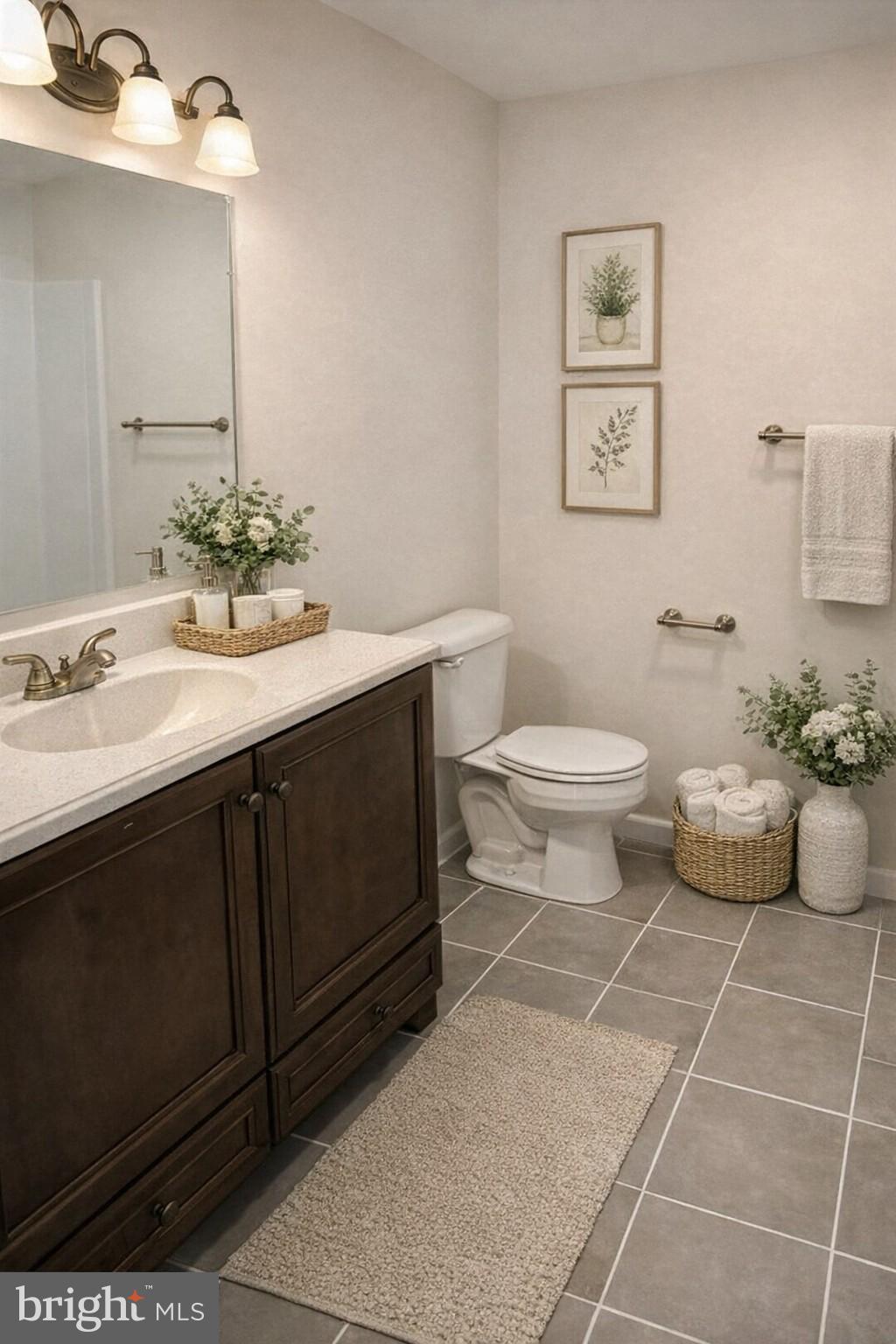 471 Summit Point Drive Front Royal, VA 22630 - Photo 20 of 42 Hallway bathroom