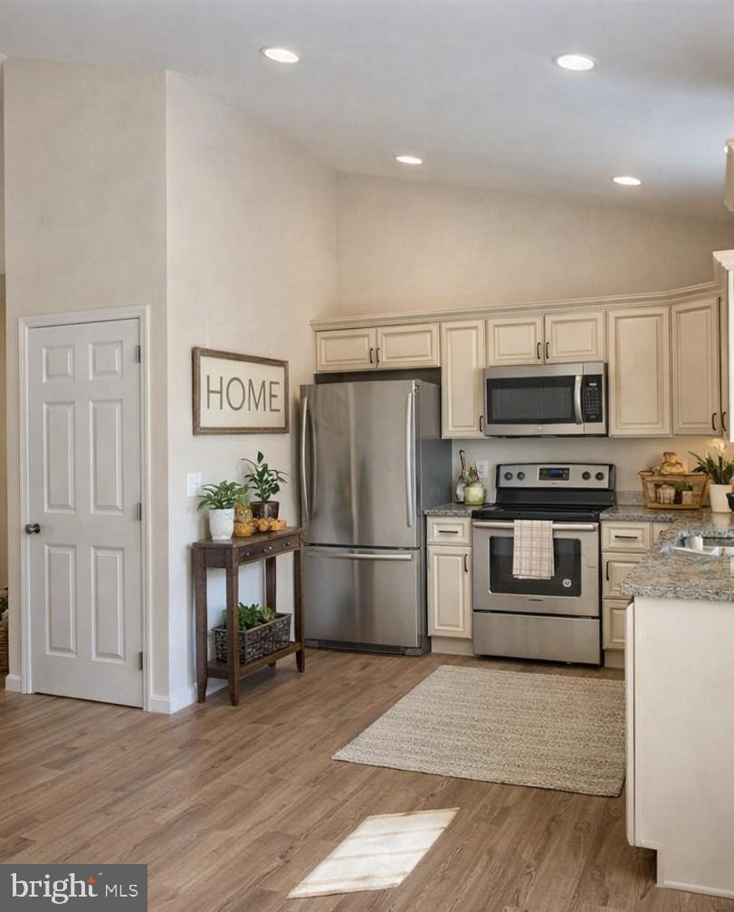 471 Summit Point Drive Front Royal, VA 22630 - Photo 8 of 42