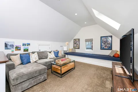 $1,850,000 | 333 West Avenue, Unit 6, Darien, CT 06820
