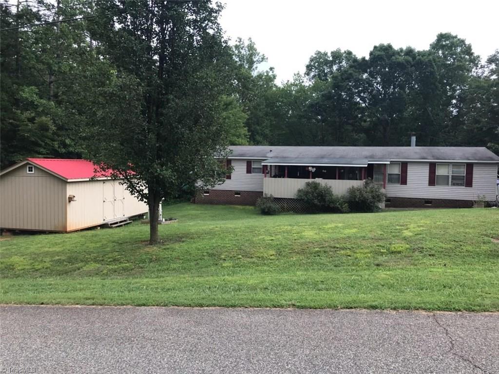 524 Chase Road Thomasville, NC 27360 - Photo 2 of 29 Gallery Image 2