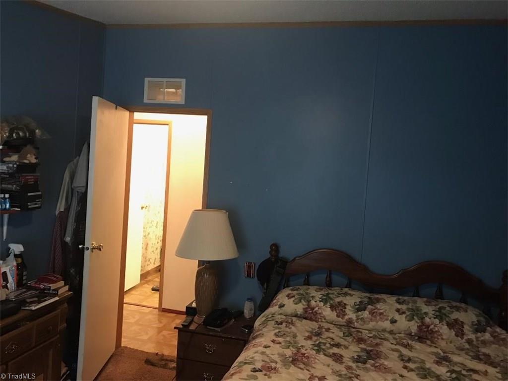 524 Chase Road Thomasville, NC 27360 - Photo 19 of 29 Gallery Image 19