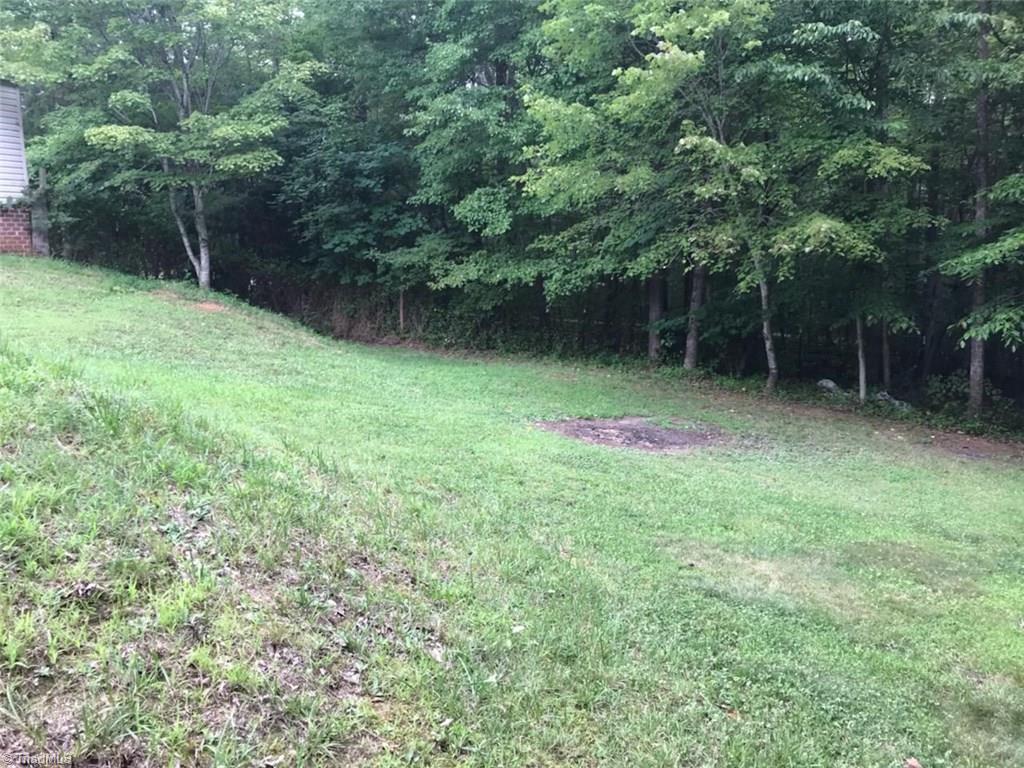524 Chase Road Thomasville, NC 27360 - Photo 6 of 29 Gallery Image 6