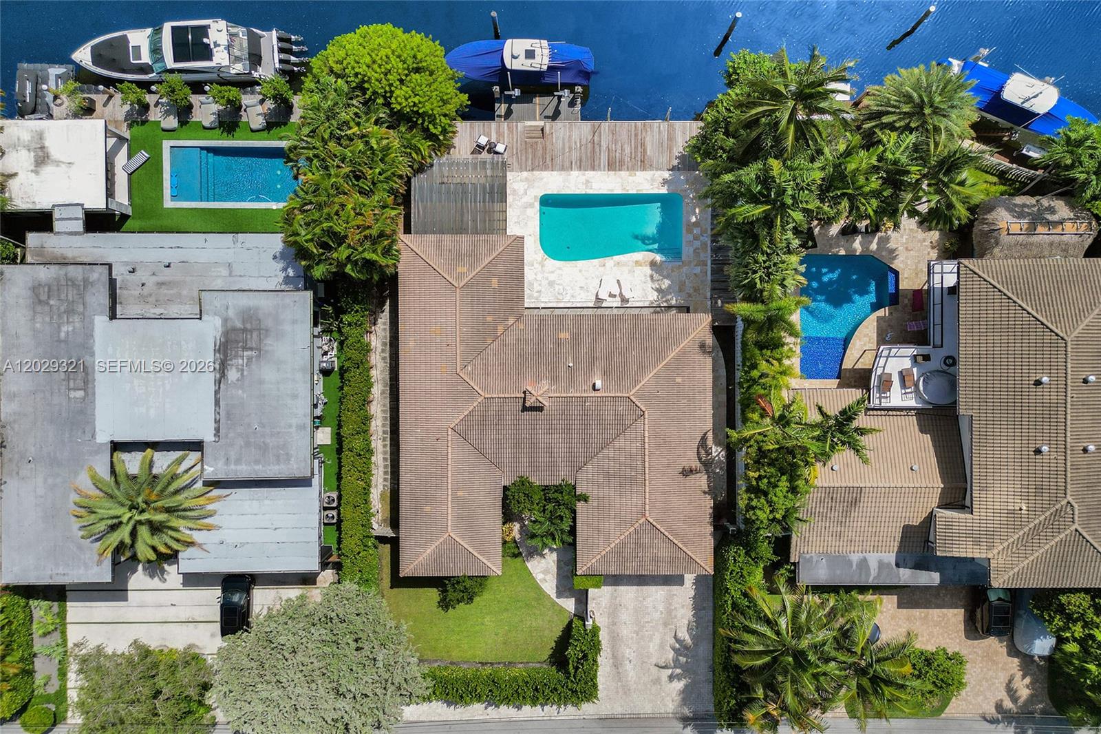 1912 Northeast 119th Road North Miami, FL 33181 - Photo 9 of 21