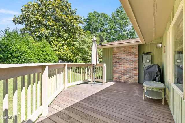 $333,000 | 1511 Mountain View Avenue East, Big Stone Gap, VA 24219