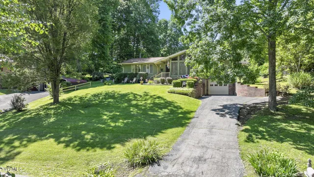 $333,000 | 1511 Mountain View Avenue East, Big Stone Gap, VA 24219