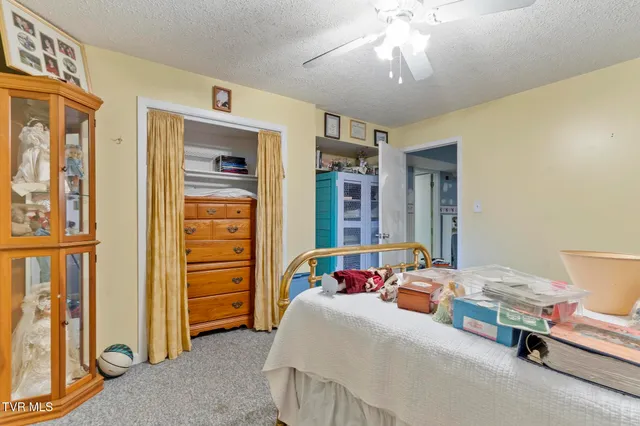 $333,000 | 1511 Mountain View Avenue East, Big Stone Gap, VA 24219