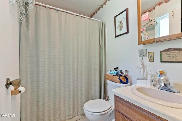 $333,000 | 1511 Mountain View Avenue East, Big Stone Gap, VA 24219