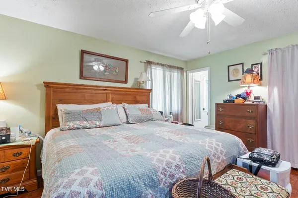 $333,000 | 1511 Mountain View Avenue East, Big Stone Gap, VA 24219