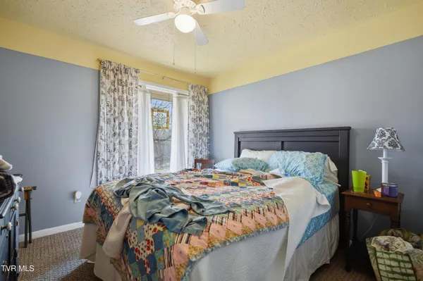 $333,000 | 1511 Mountain View Avenue East, Big Stone Gap, VA 24219