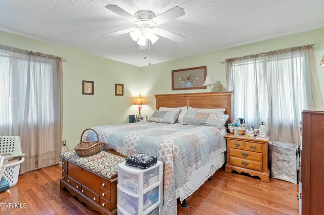 $333,000 | 1511 Mountain View Avenue East, Big Stone Gap, VA 24219