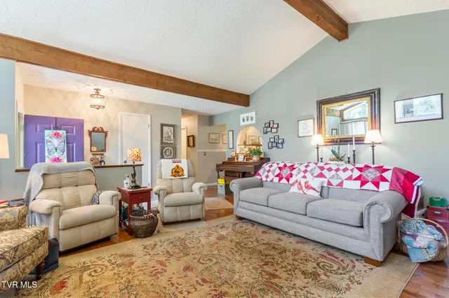 $333,000 | 1511 Mountain View Avenue East, Big Stone Gap, VA 24219