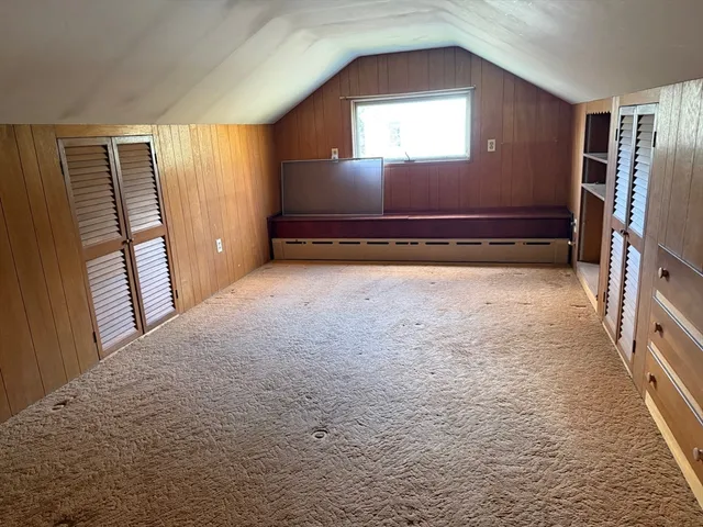 a view of empty room with front door
