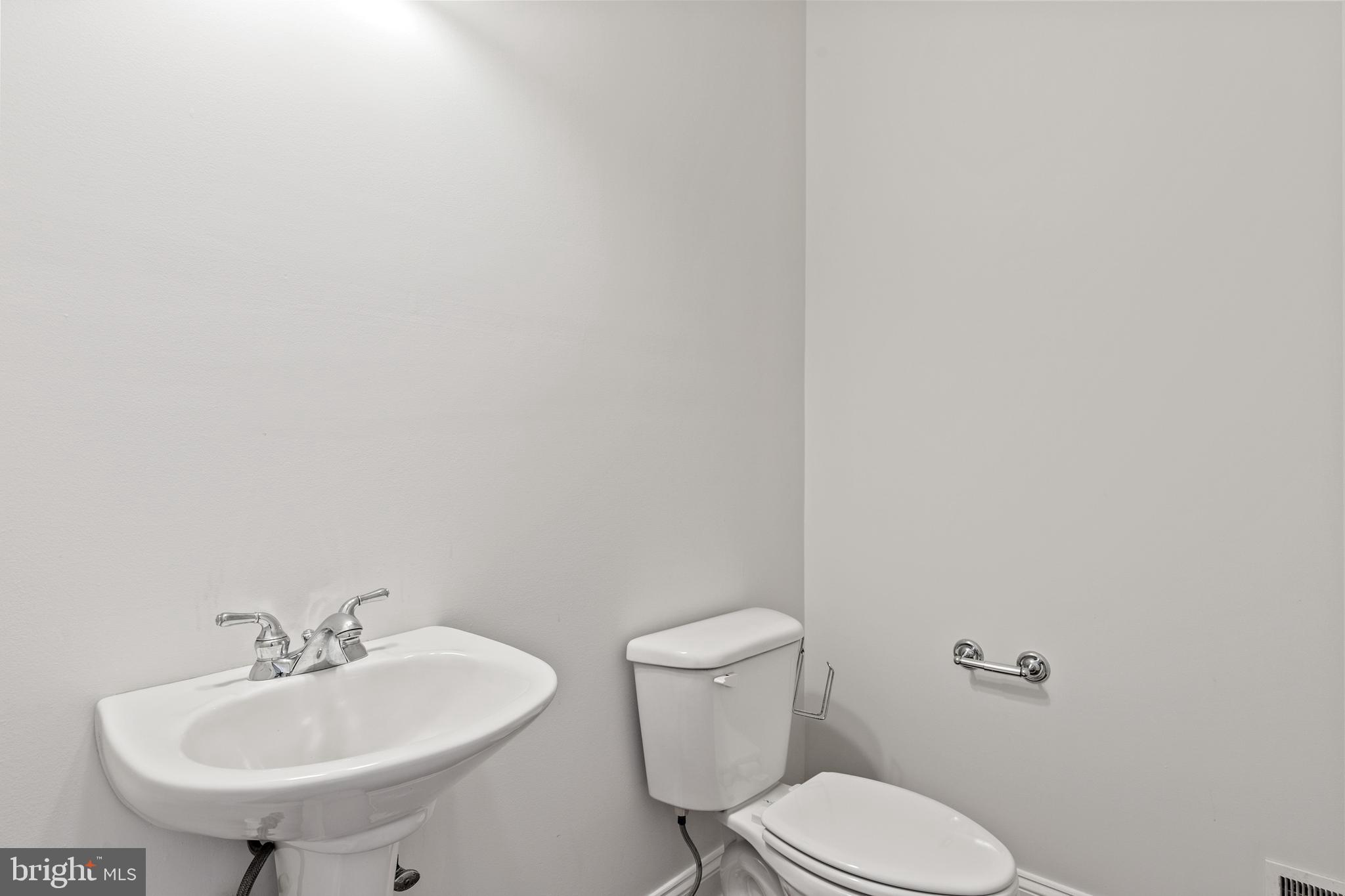 1886 Severn Grove Road Annapolis, MD 21401 - Photo 18 of 44 Gallery Image 18