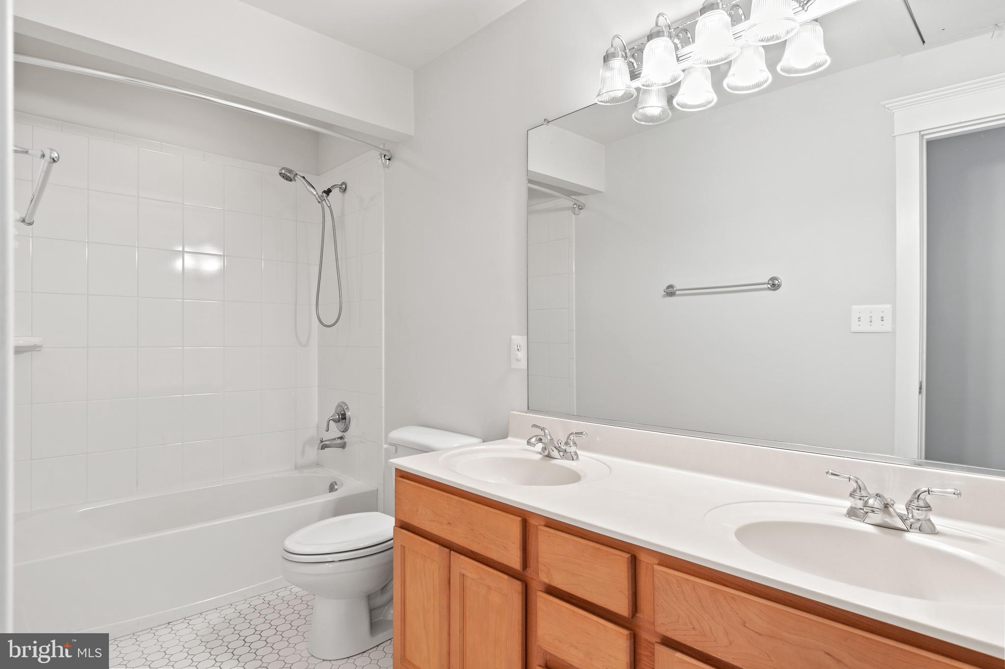 1886 Severn Grove Road Annapolis, MD 21401 - Photo 21 of 44 Gallery Image 21