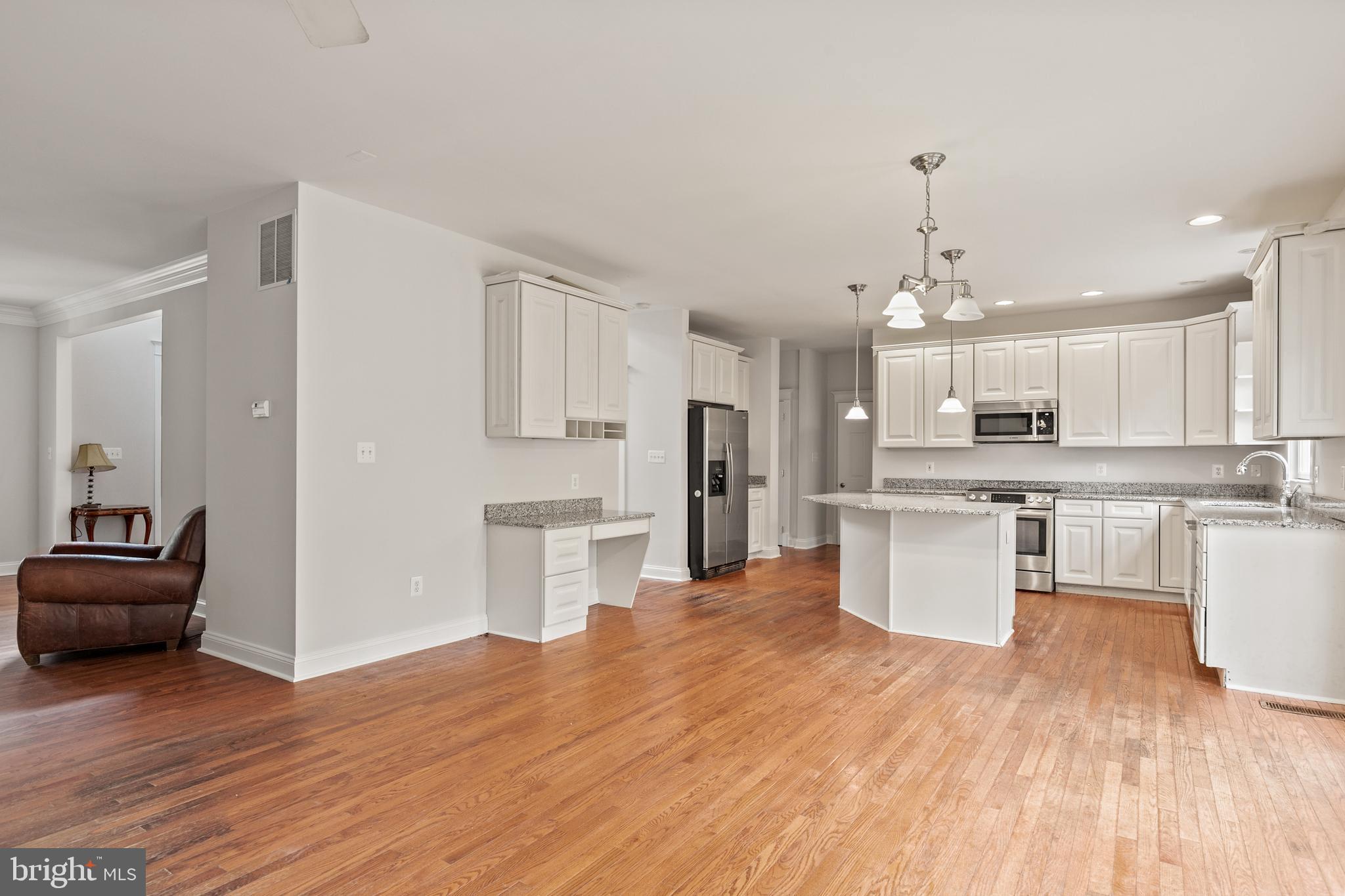 1886 Severn Grove Road Annapolis, MD 21401 - Photo 9 of 44 Gallery Image 9