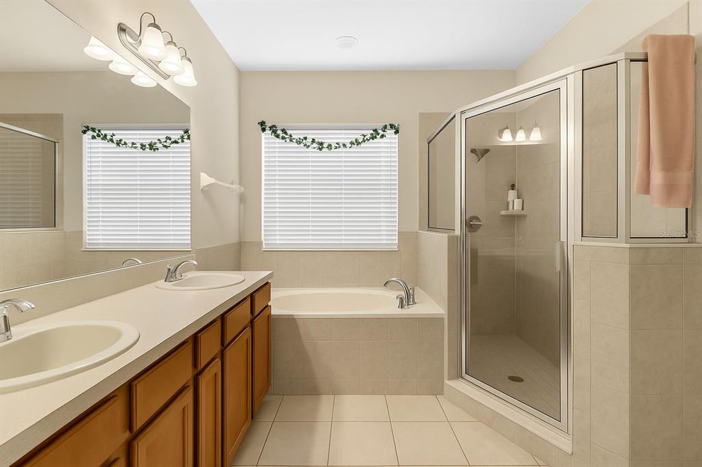 4330 Crosswhite Court Spring Hill, FL 34609 - Photo 18 of 24