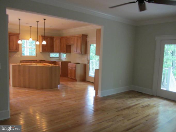 584 Coover Road Annapolis, MD 21401 - Photo 19 of 22 Kitchen