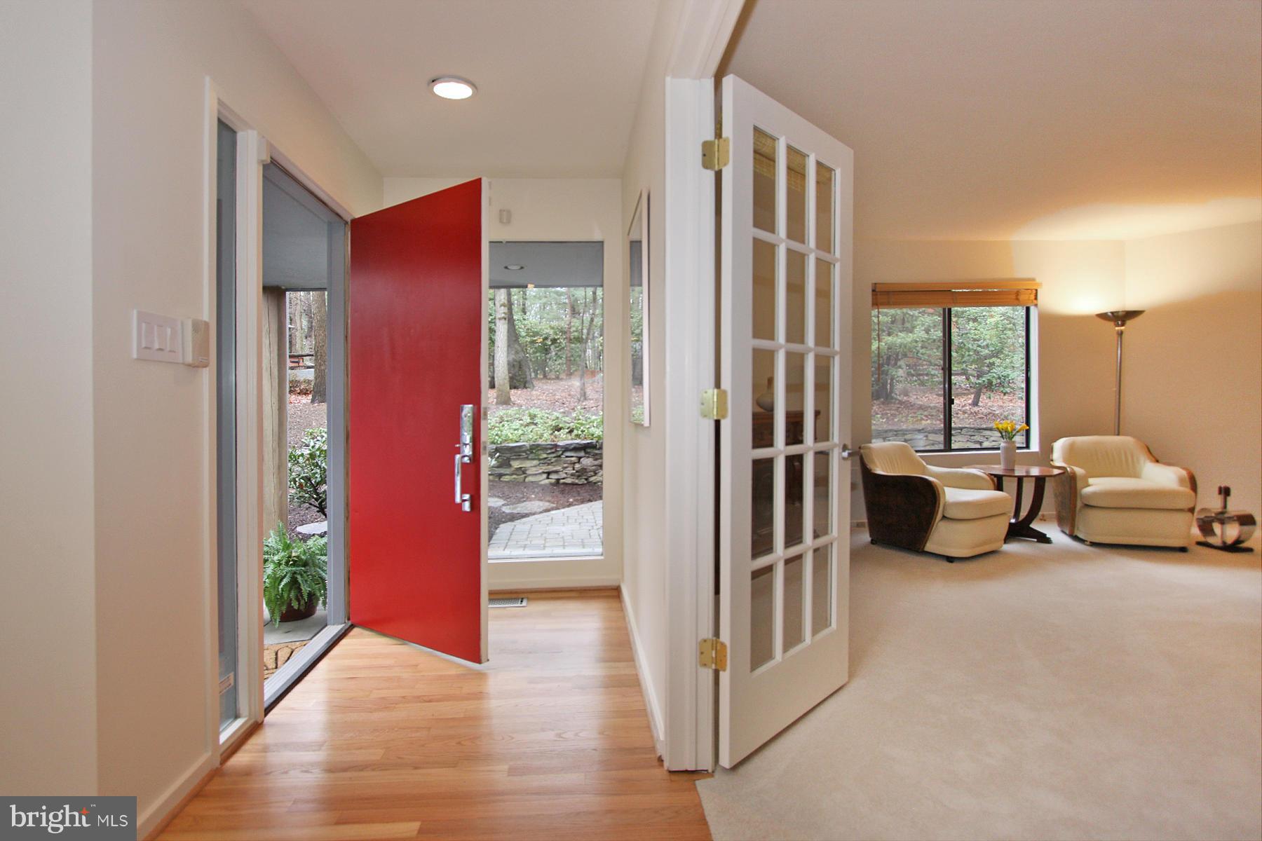 11596 Newport Cove Lane Reston, VA 20194 - Photo 3 of 30 Interior (General)