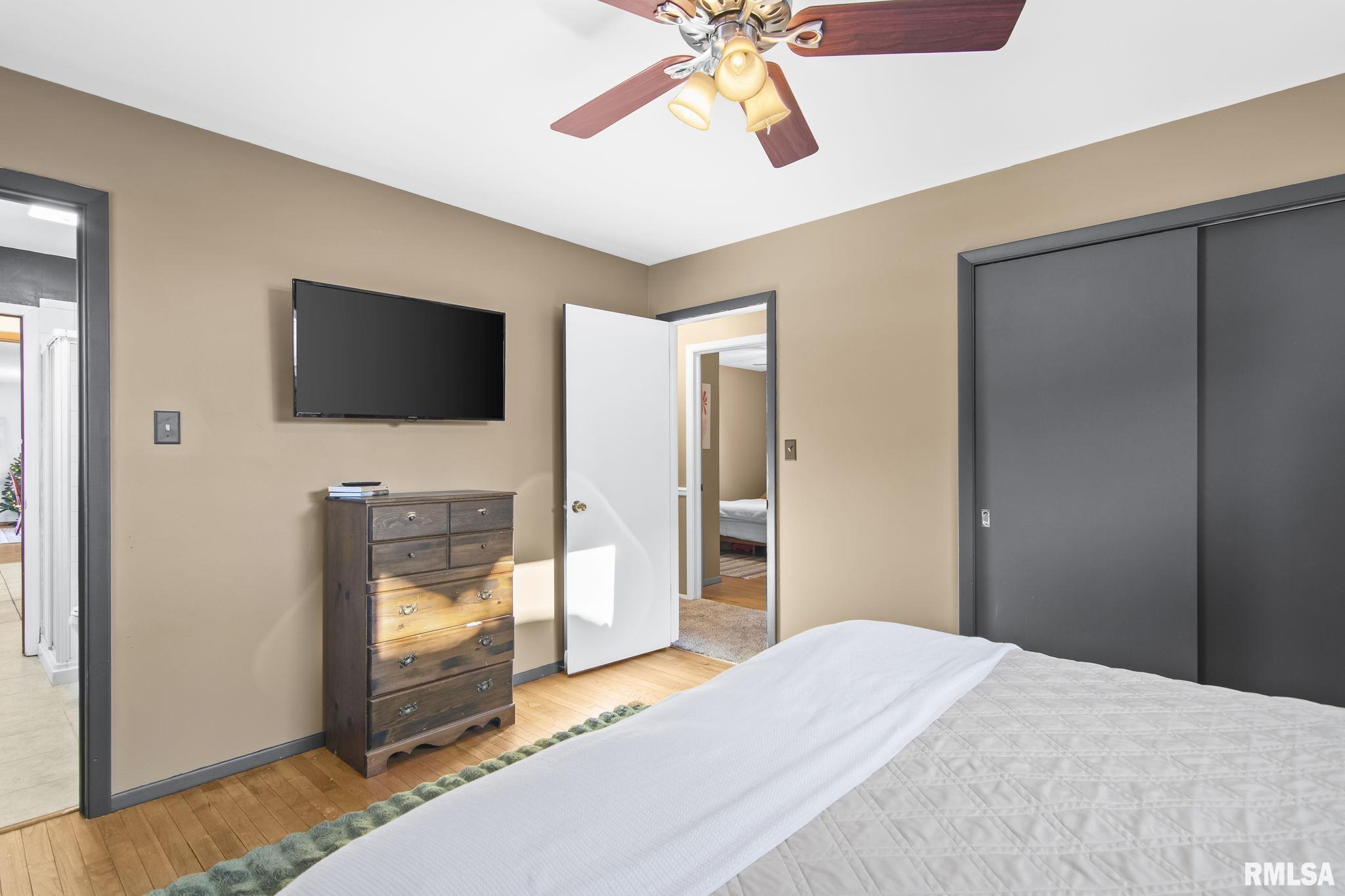 325 Cartwright Drive Springfield, IL 62704 - Photo 17 of 38